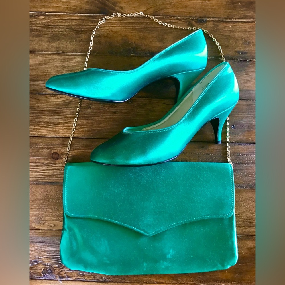 Pimento Vintage Satin Heels With Matching Clutch